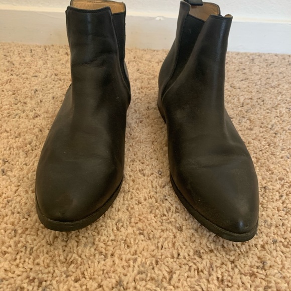 Very lightly worn nisolo Chelsea boots - Picture 3 of 3
